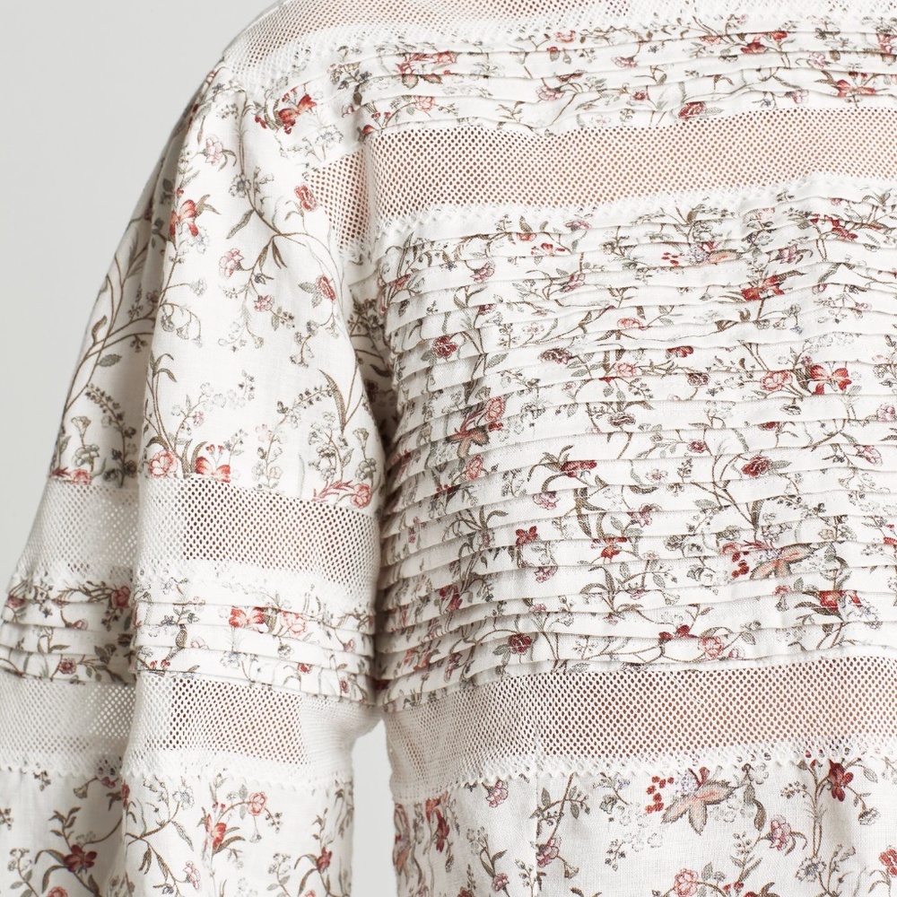 NWT SIR THE LABEL :  HAISLEY FLORAL LINEN CROP TOP